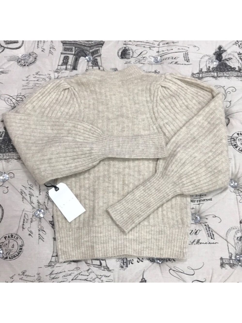 Leith Ribbed Puff Shoulder Sweater - Picture 7 of 8